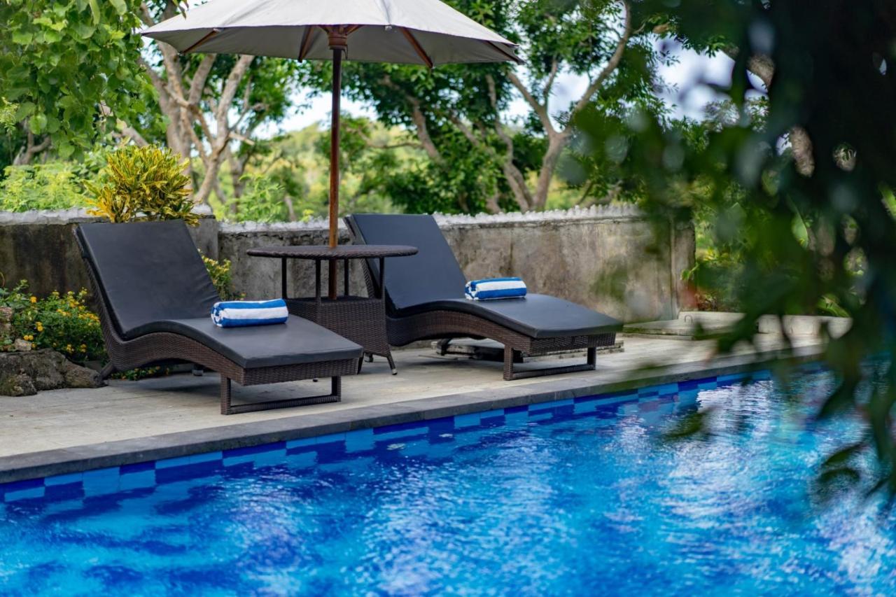 Villa Amari By Wizzela Batumadeg Exterior photo